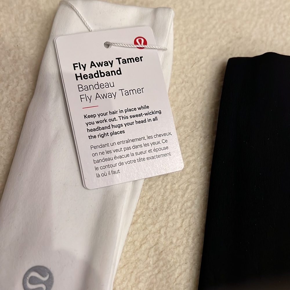 Wholesale pack of -10 🍋-Lululemon fly away tamer head band Blk and blue only! - Picture 11 of 16